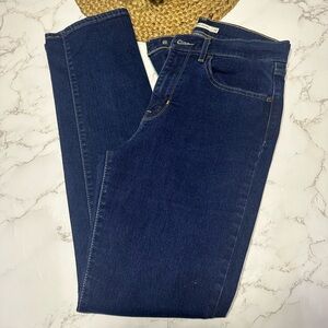 Women’s Levi’s Jeans